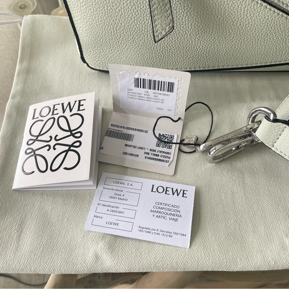 Loewe Small Puzzle Bag in light Celadon - Picture 3 of 14